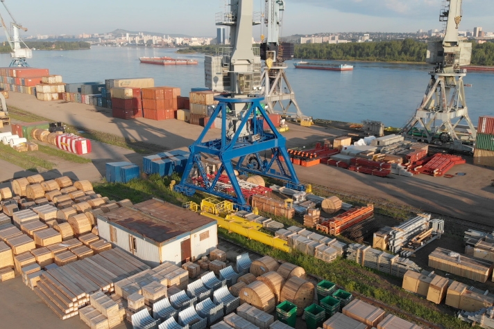 Красноярский речной порт отметил 90 лет со дня основания