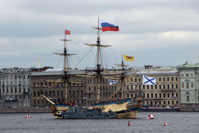 Линкор "Полтава" на Главном военно-морском параде 2019