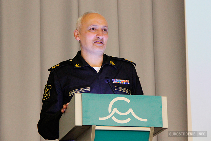 Заместитель главкома ВМФ по вооружению вице-адмирал Виктор Бурсук