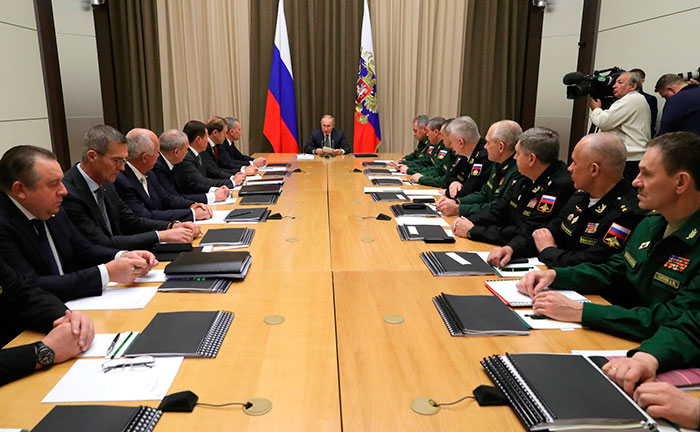 Путин открыл серию совещаний по развитию ВМФ
