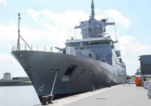 Немецкая верфь передала местным ВМС крупнейший фрегат в истории страны