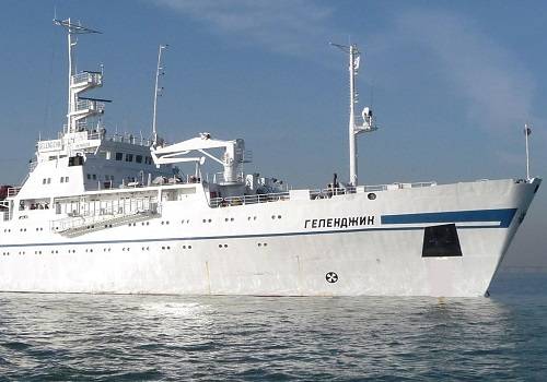 НИС 'Геленджик' провело морские экспедиционные работы в Тихом океане