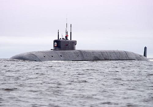 Подлодка 'Князь Владимир' протестировала торпедную стрельбу в Белом море