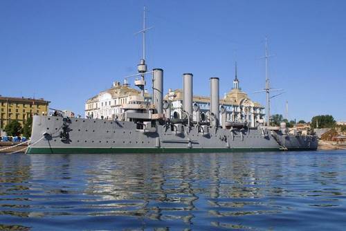 На крейсере 'Аврора' открылась выставка-анонс к 120-летию спуска крейсера на воду
