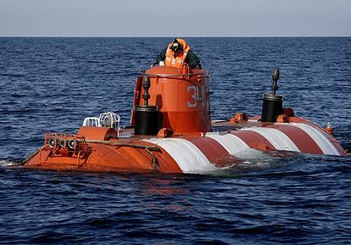 Глубоководный спасательный аппарат АС-34 отработал маневрирование под водой