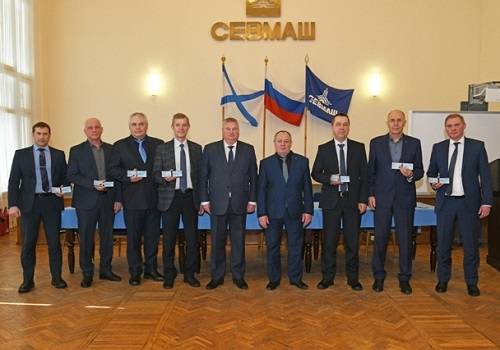 Работники Севмаша и ЦС 'Звездочка' получили награды от Союзмаша