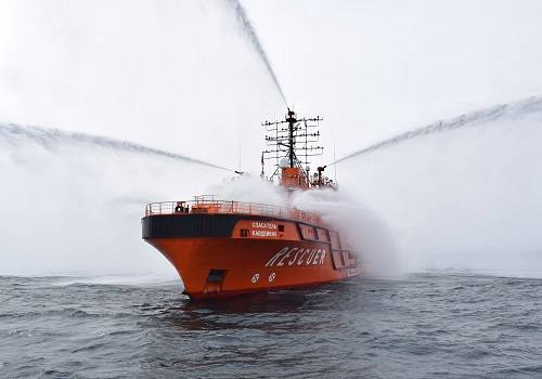 Аварийно-спасательное судно 'Спасатель Кавдейкин' приняло участие в учениях