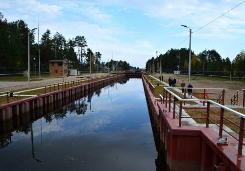 На Топорнинском канале реконструирован шлюз №2