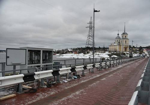 В Петрозаводске сдан в эксплуатацию наплавной мост
