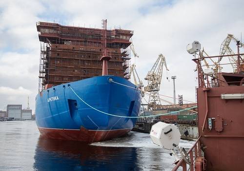 Балтийский завод проверил безопасность реакторов ледокола 'Арктика'
