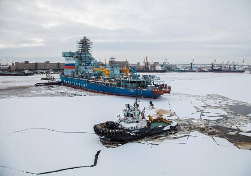 Атомный ледокол 'Арктика' сменил место базирования