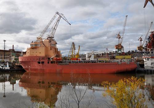 В 2018 году Амурский СЗ планирует сдать два судна снабжения и сторожевой корабль