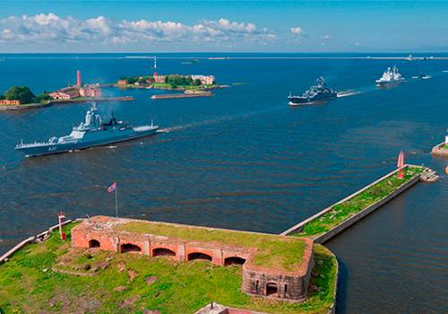 Ленинградская военно-морская база отмечает 100-летие