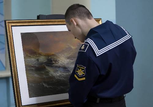 В Военно-морском политехническом институте ВУНЦ ВМФ открылась выставка 'Флот. Север. Море'