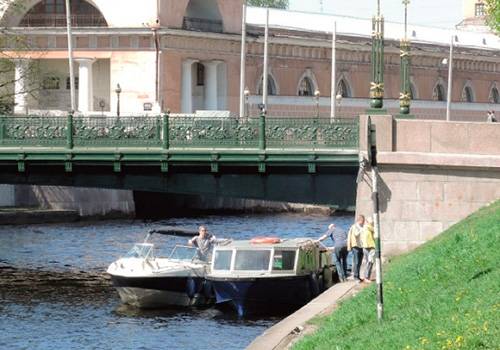В Петербурге нашли незаконные причалы для маломерных судов