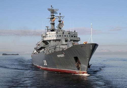 Учебный корабль 'Перекоп' вышел из Владивостока в Камбоджу