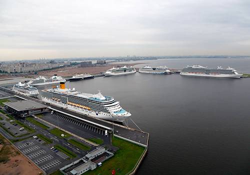 Пассажирский порт 'Санкт-Петербург' откроется для грузовиков