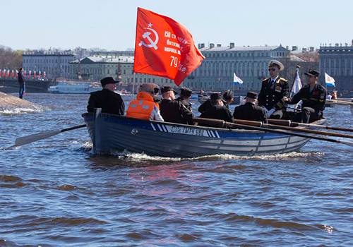 В День Победы в Петербурге пройдёт шлюпочный парад