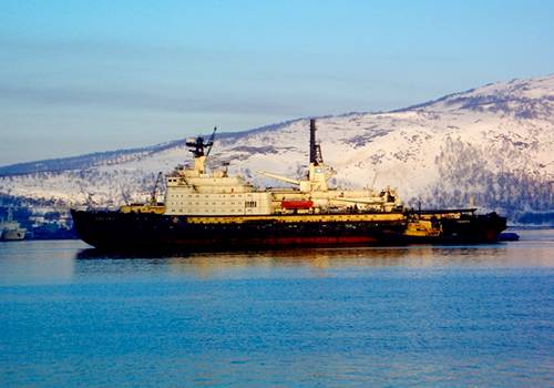 На очистку ледокола 'Сибирь' от радиоактивных веществ направят почти 300 млн рублей