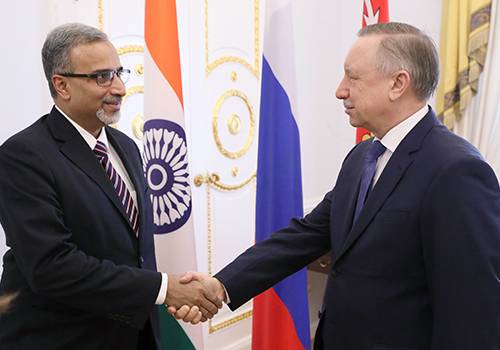 Петербург и Индия продолжат сотрудничать в области судостроения