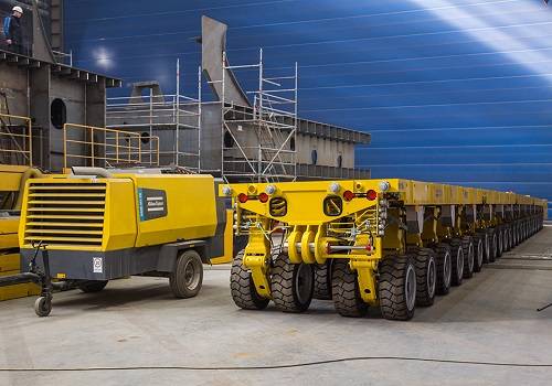 На ССК 'Звезда' доставлены модульные транспортеры грузоподъемностью более 3 тыс. тонн