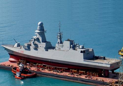 ВМС Италии передан очередной фрегат класса FREMM