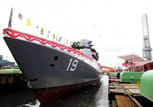 ВМС Сингапура получили пятый патрульный корабль класса LMV