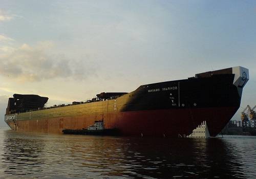 Роснефтефлот получит новый танкер от ССК 'Звезда'