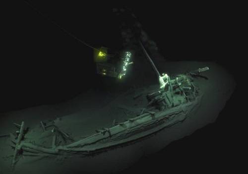 На дне Чёрного моря обнаружено одно из древнейших судов 
