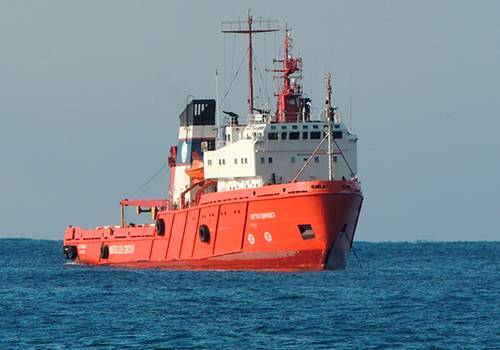 'Морспасслужба' закупает лакокрасочные материалы для судна 'Отто Шмидт'