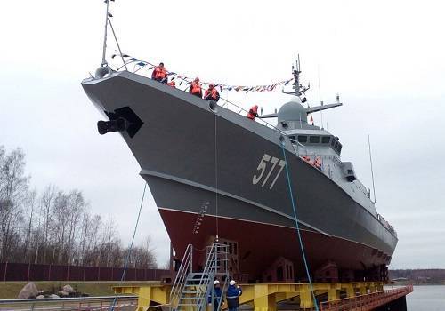 В текущем году ВМФ получит три подлодки и семь надводных кораблей – Шойгу