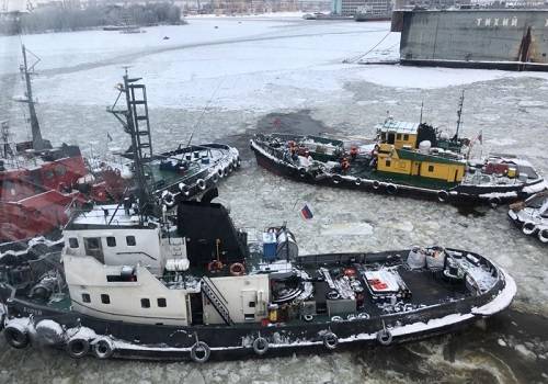 В 'Большом порту Санкт-Петербург' ликвидировали 'разлив нефти'