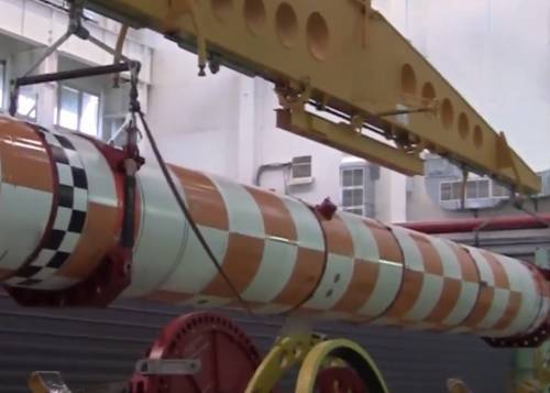 АПЛ 'Ульяновск' с ядерными аппаратами 'Посейдон' передадут ВМФ до 2027 года