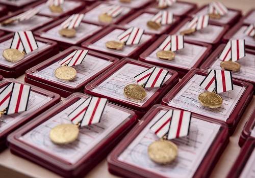 48 сотрудников Волжского пароходства получили медали 'В память 800-летия Нижнего Новгорода'