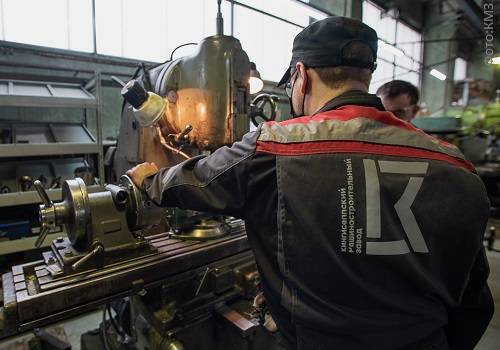 КМЗ выиграл тендер на ремонт энергетической установки корвета 'Сообразительный'