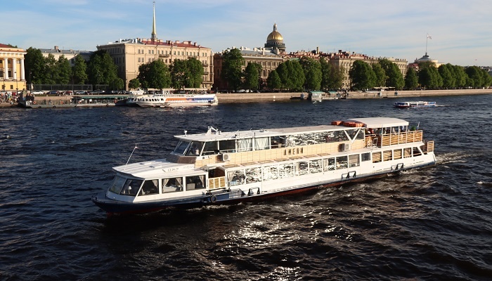 Ставка на внутренний туризм: что меняется в Петербурге с открытием навигации