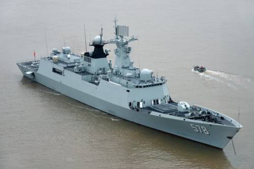 ВМС Китая получили новый фрегат типа 054A