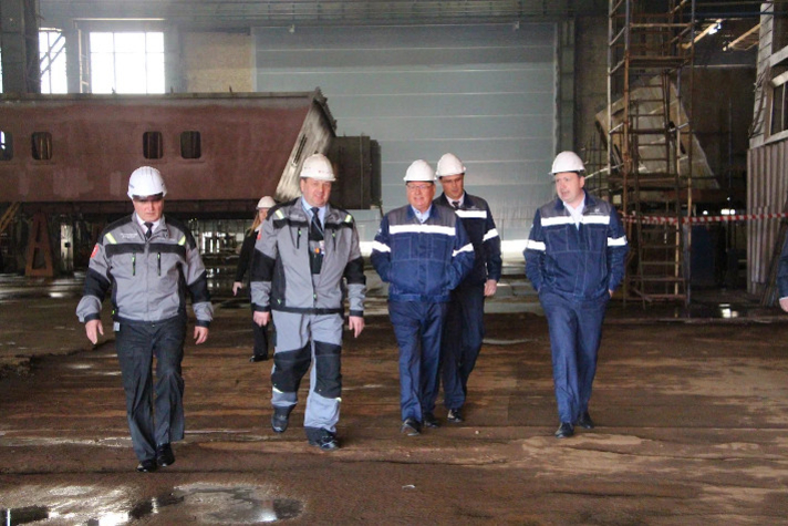 Новое руководство ОСК оценило возможности трех петербургских заводов корпорации