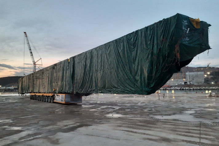 Группа Fesco обеспечила транспортировку из Китая негабаритных кранов для АЭС 'Аккую'