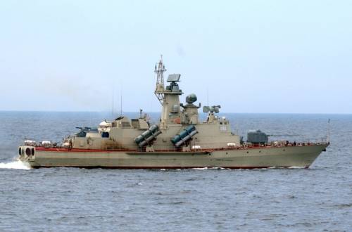 Флот получит два модернизированных корвета 'Молния'