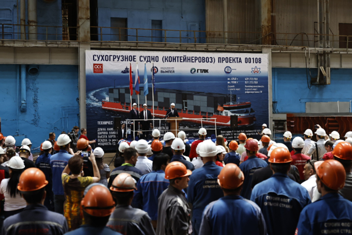 В Астраханской области заложили два судна-контейнеровоза для транспортного коридора 'Север – Юг'