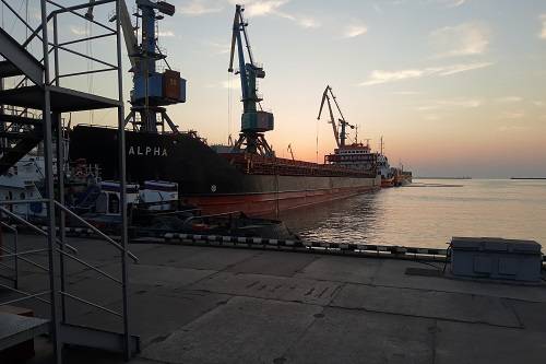 В порту Азов появится морской зерновой терминал