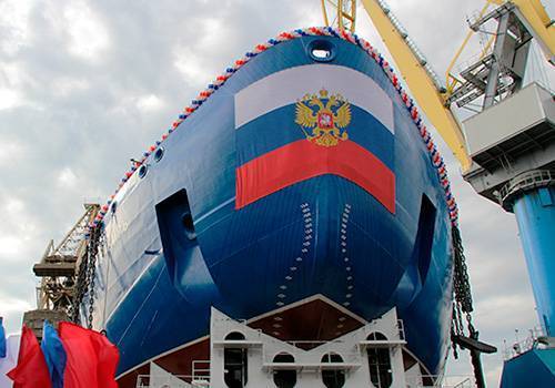 Балтийский завод заложит третий ледокол проекта 22220 в мае