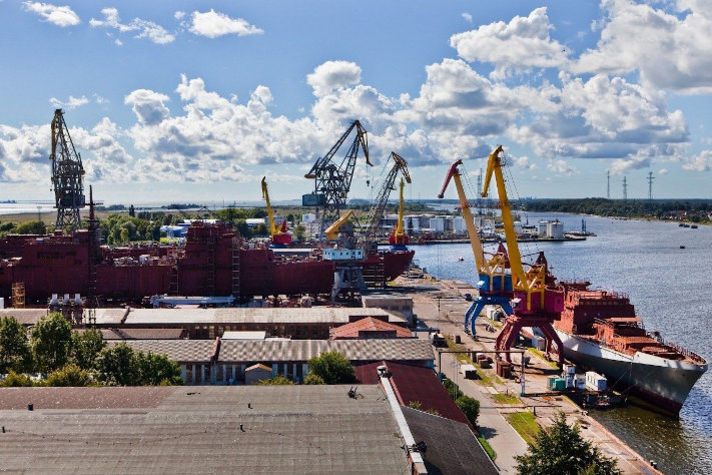 Новый плавдок для завода 'Янтарь' получит имя 'Капитан Анатолий Ермолаев'