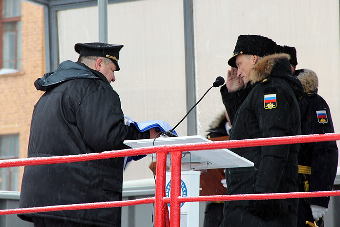 Подъем флага на ледоколе "Илья Муромец" 30.11.2017
