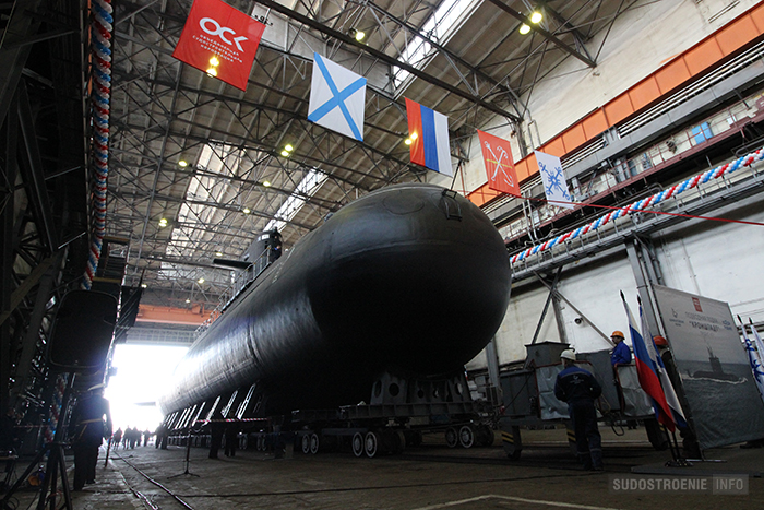 Подводная лодка "Кронштадт" проекта 677 "Лада"