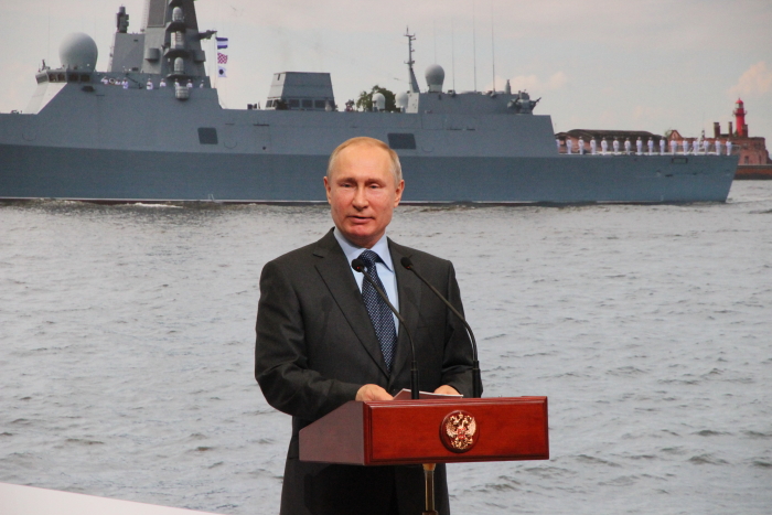Выступление Владимира Путина на закладке фрегатов проекта 22350 на Северной верфи