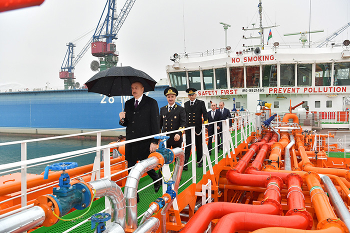 Церемония сдачи головного танкера проекта RST12C "Лачин"