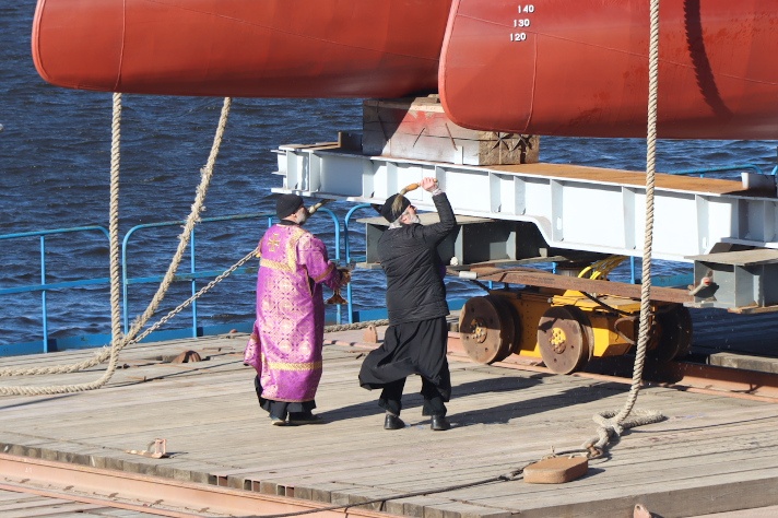 Спуск на воду катамарана "Капонир"