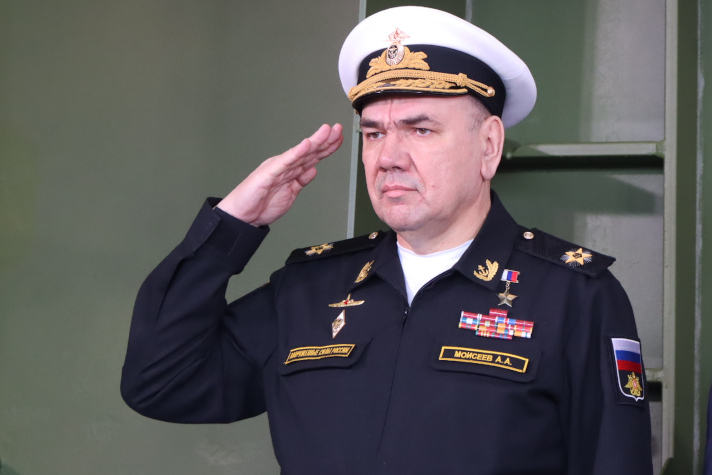 Главком ВМФ адмирал флота Александр Моисеев